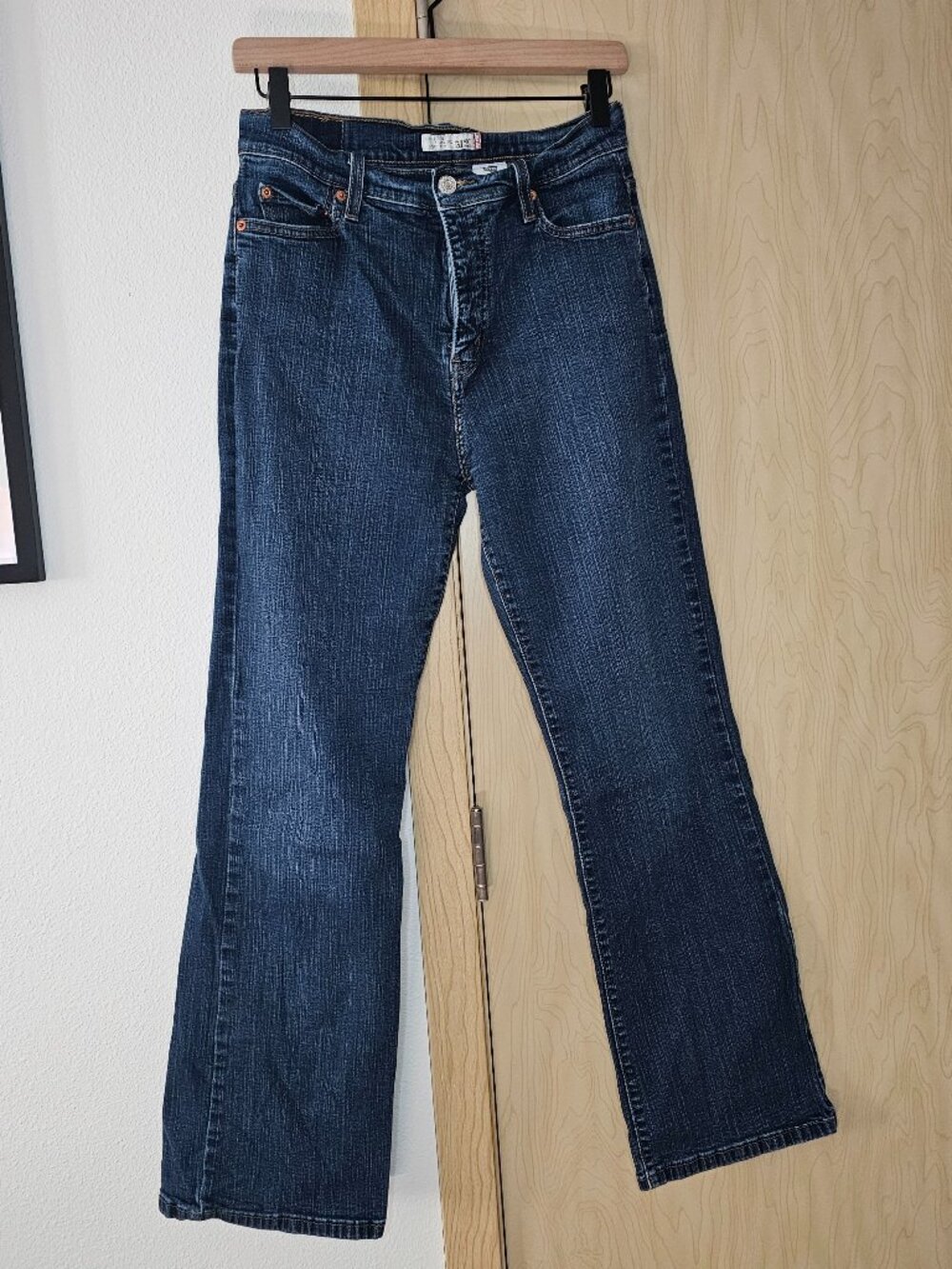 Levi jeans
